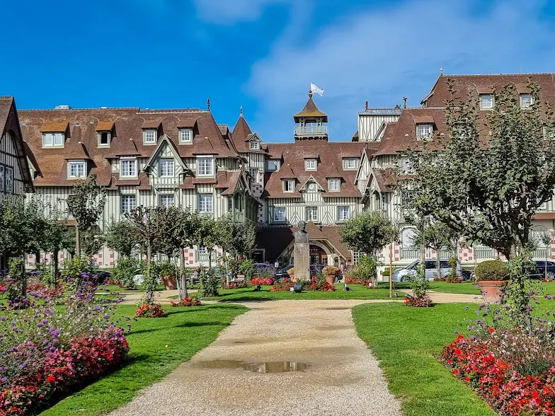 luxury family resorts in France