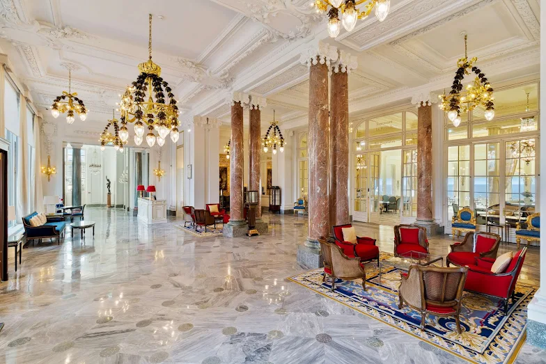 luxury family resorts in France