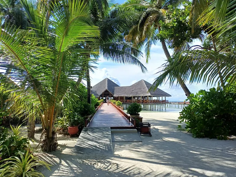 Maldives family resort 