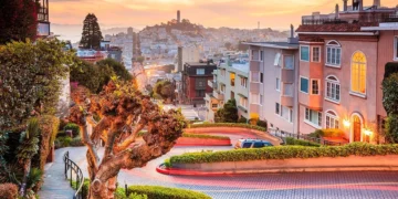 Warm Places To Visit In November